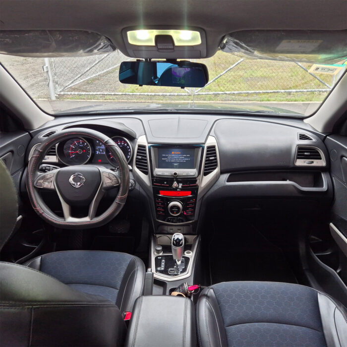 SSANG YONG TIVOLI - Image 3